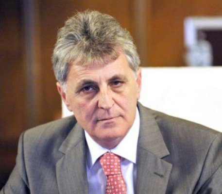Mircea Duşa, ministrul Apărării Naţionale: